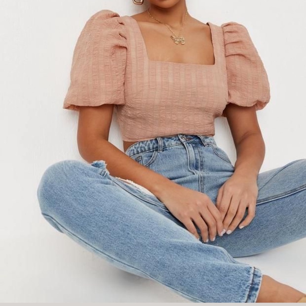 NWT Peach Puff Sleeve Open Back Crop Top